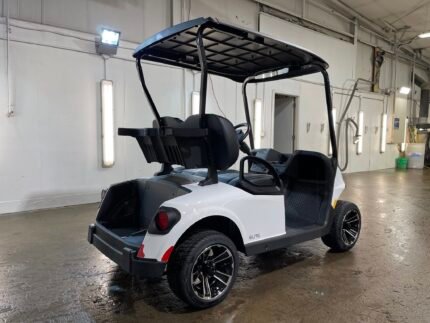 2024 E-Z-GO Freedom RXV ELiTE Lithium – Bright White | Zero-Maintenance | 2-Passenger Electric Cart